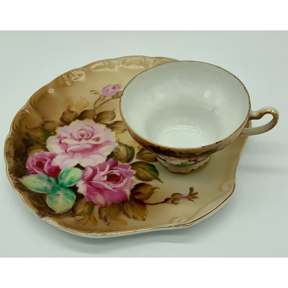 3 Sets of Lunch Plates and tea cups - Picture 7 of 11